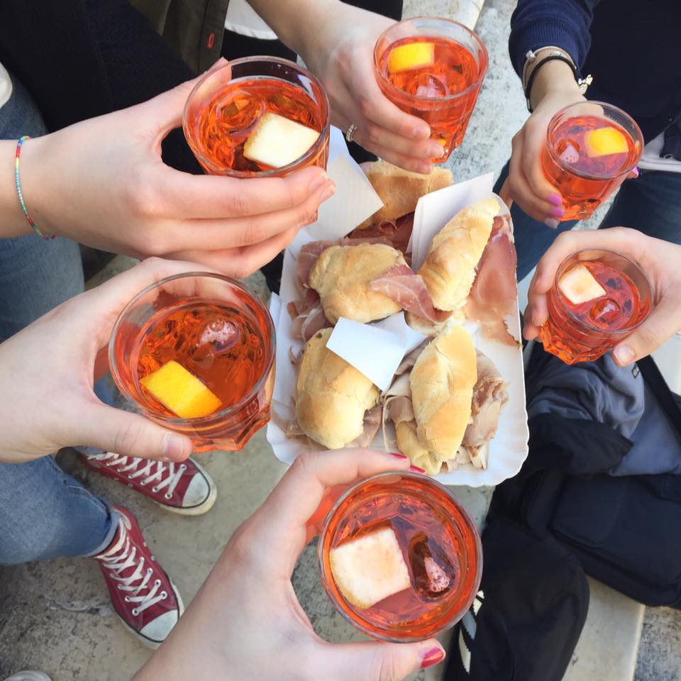 Aperitivo per universitari