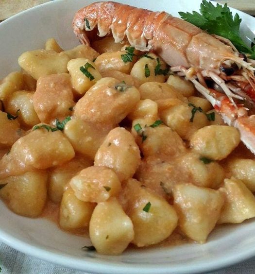 gnocchi con sugo di scampi